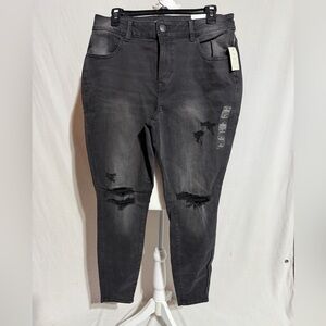 NWT Maurice’s High Rise Distressed Black Women's Jeggings Size Large Regular